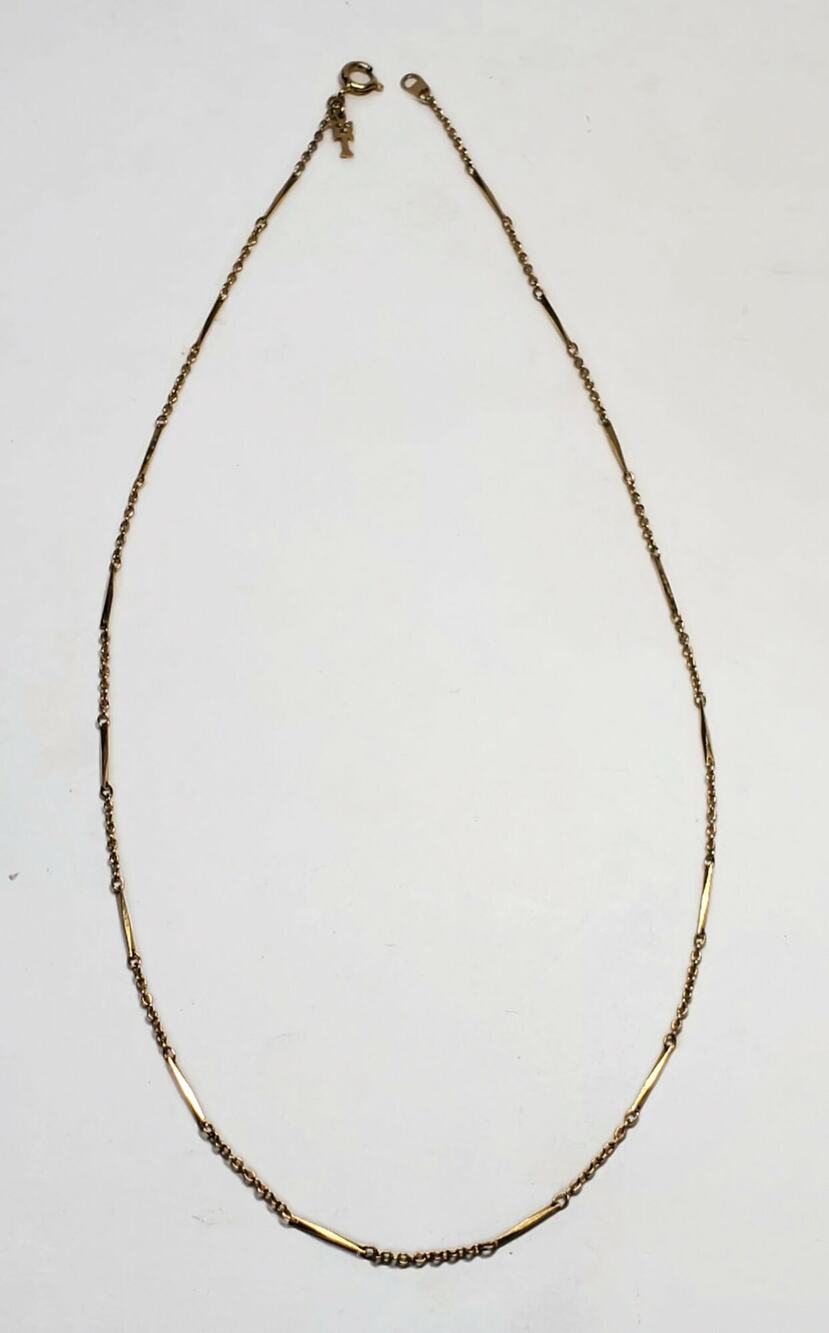 Vintage Crown Trifari Delicate Gold Tone Chain Necklace 18"